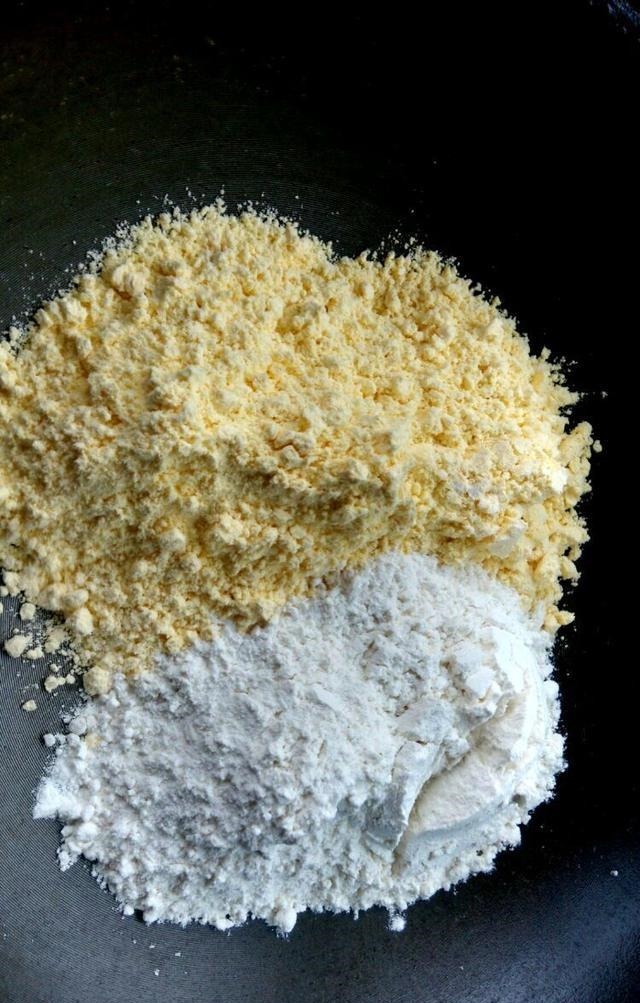 第一次做红薯粉条蒸肉,大家看正宗吗