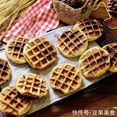 甜美又补钙的蜜豆奶酪夹心华夫饼