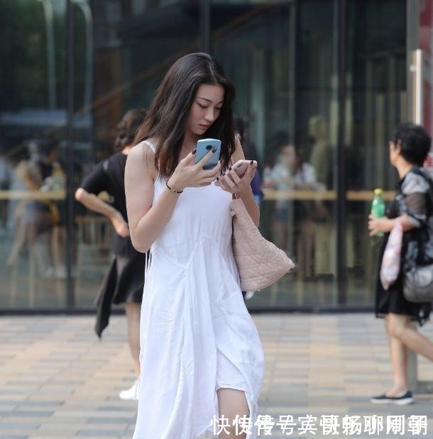 中长裙|时尚好看的连衣裙装扮显得古韵别致，轻盈大方又显气质，安静温柔