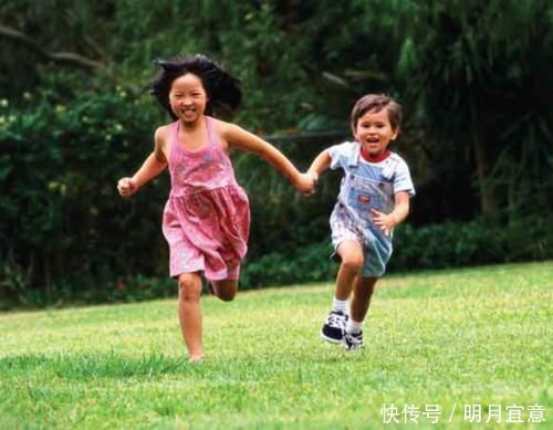 孩子|儿科医生提醒：孩子积食脾虚，身体会有3处异常，家长应尽早重视