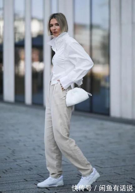 优雅 真正会穿的女人,都懂得用“同色系+一点白”,优雅大气还显高级