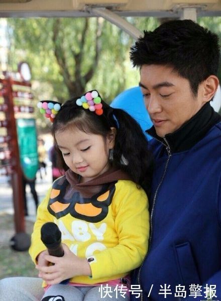 李锐|阿拉蕾太招人喜欢了吧,看杜江和李锐一脸宠溺的表情就羡慕