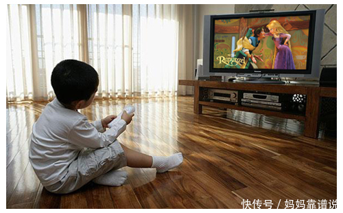 视力|孩子看电视只影响视力？你太天真，这几个方面危害你想象不到