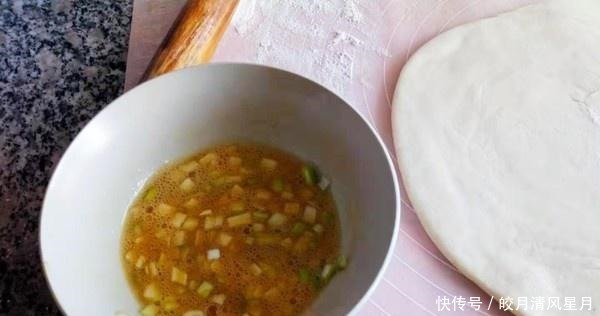 这早餐是我儿子喜欢的,外面很脆,里面很嫩,他是补钙和健康,3