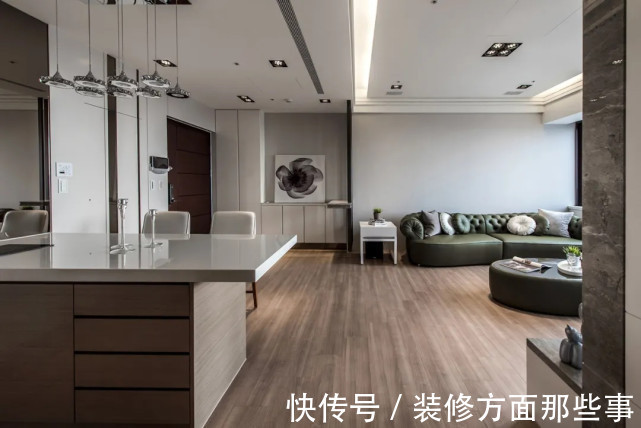 图书馆|95平港式风二居室简洁明快的装饰,大方自然,不繁杂琐碎