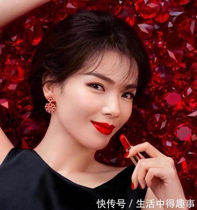 日系学院 这些口红颜色也太适合秋冬了吧!不仅提气色,还显白又高级!