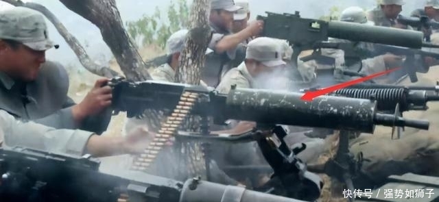 营救|亮剑:营救张大彪时,你看战士们手里拿的啥武器?抗日神剧脸红吗?