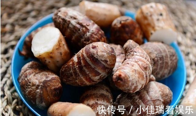 柳女士|女人多喝“牛奶”就能美白?医生坦言:真正有益护肤的,是这3物