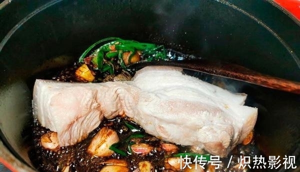吃肉的季节来了，五花肉蒸芋头，你馋了吗？