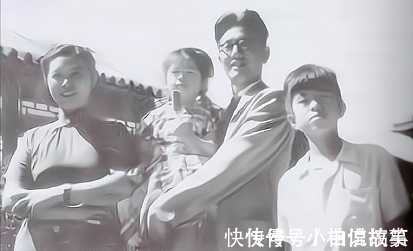 书法创作!乔冠华唯一存世的书法手迹曝光,笔墨如惊涛骇浪,被称为狂才绝唱