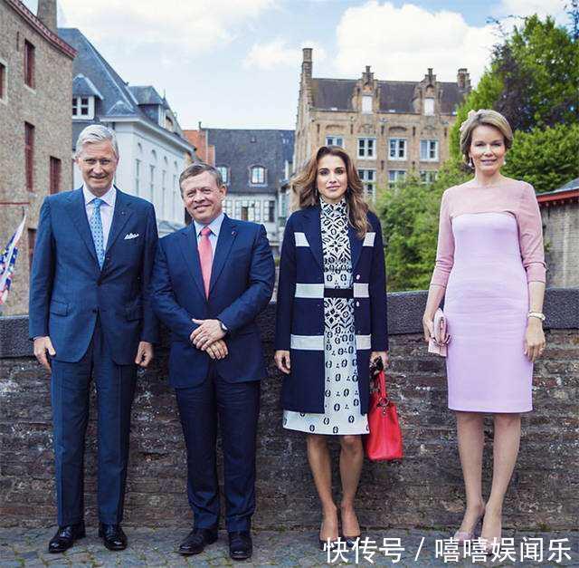 西班牙王后遇上对手,穿套装同框约旦王后略显老,气质也不占上风