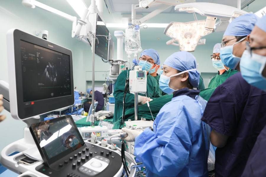 人工心脏|心脏每天充电，临沂46岁男子植入人工心脏，属济南首例
