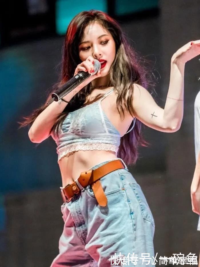 马尾 太辣了吧!爆火时尚圈的“辣妹风”发型真的太撩了!没有人不爱它