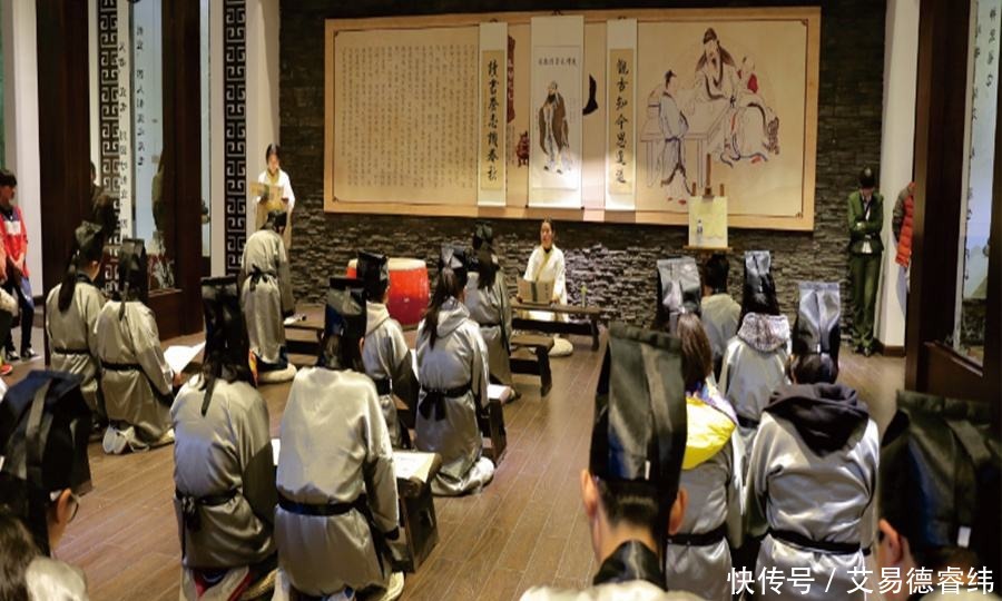  坏人|他与尧舜禹齐名是上古四圣之一，断案全靠独角兽，顶谁谁就是坏人