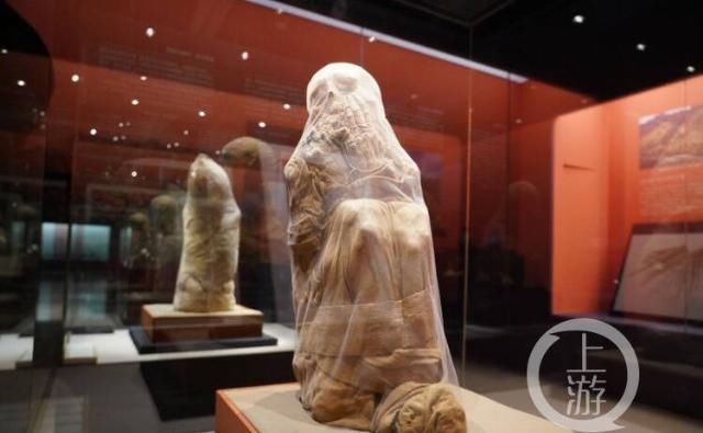 木乃伊|追寻失落的“黄金国”重达两公斤的黄金面具、手戴戒指的木乃伊……