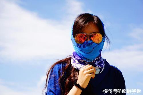 它和红糖是“绝配”,开水冲一冲,皮肤光滑脸色好,50岁不显老