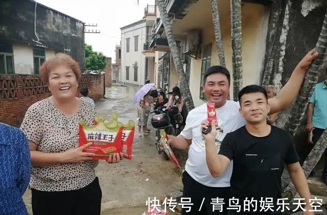 冠军|全红婵休假回家被称赞!村里人直呼红姐了不起,给红姐定更大目标