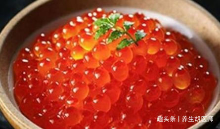 维生素女性不想老太快，推荐常吃3种食物，排毒养颜，美容护肤