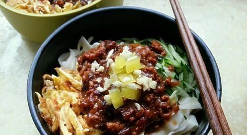 越来越多|如果你“流落街头饿得慌”摊边有这4种早餐,你会选择哪一种