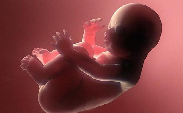胎儿|胎儿总在夜间胎动,可不是胎儿太淘气,背后原因孕妇别大意