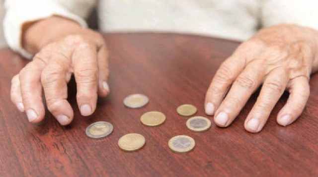 杵状指|肺癌前期症状不明显？提醒：身体出现3个症状，可能是肺在求救