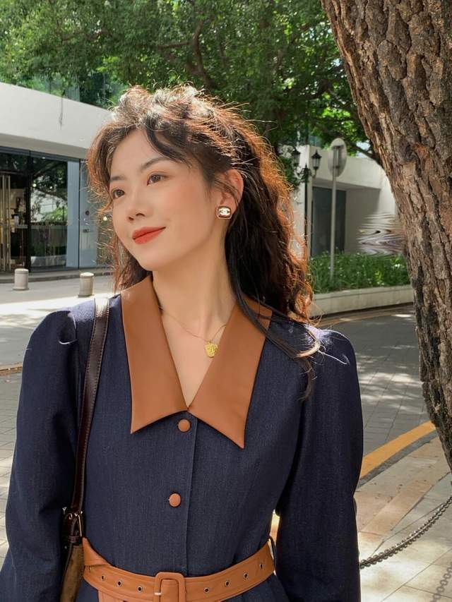 减龄|裙装穿搭指南,30+女性穿起来也不显老,穿出18岁的清纯魅力