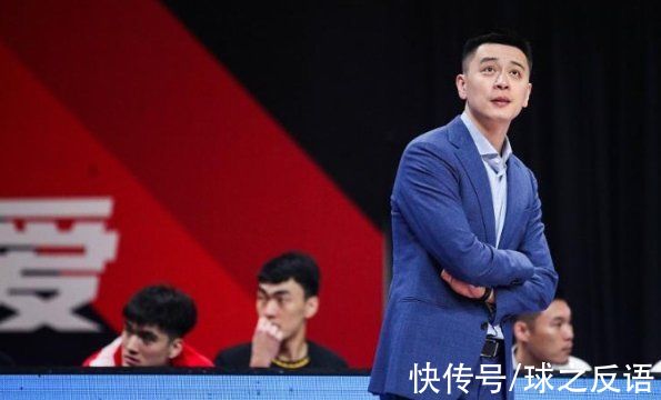 争议性|杨鸣犯大错！6个字公然质疑裁判：见北京腿哆嗦，姚明CBA威信无存