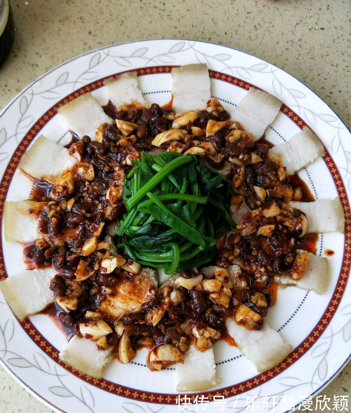 东北菜|东北特色下饭菜，好吃爽口的蒜泥白肉，美味又健康