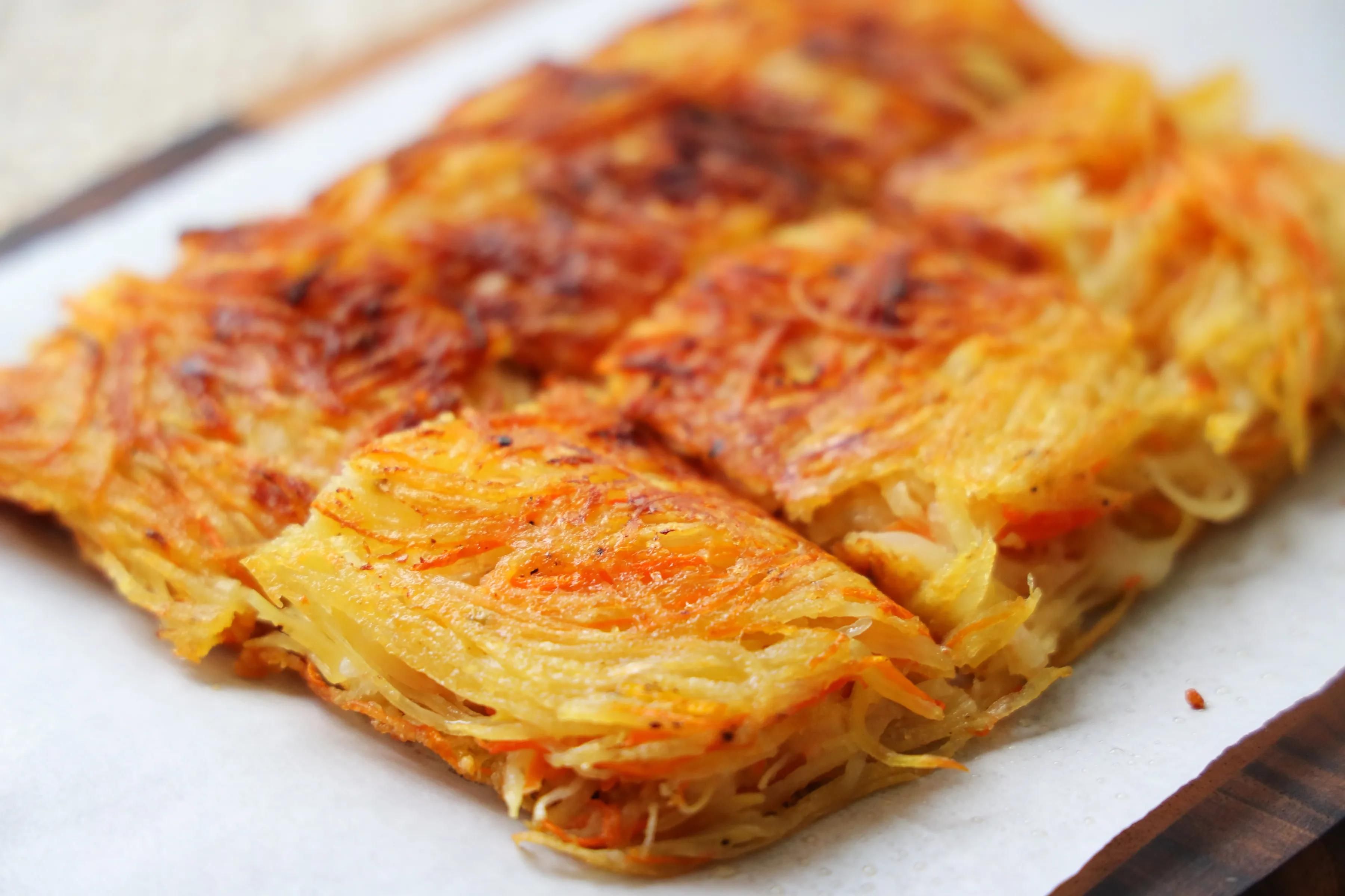 不用和面的懒人早餐，3个土豆就搞定了，好吃还拉丝