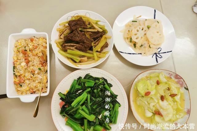 我家晚餐,每天三四道菜,少盐少油,朋友圈留言难怪家里没胖人!