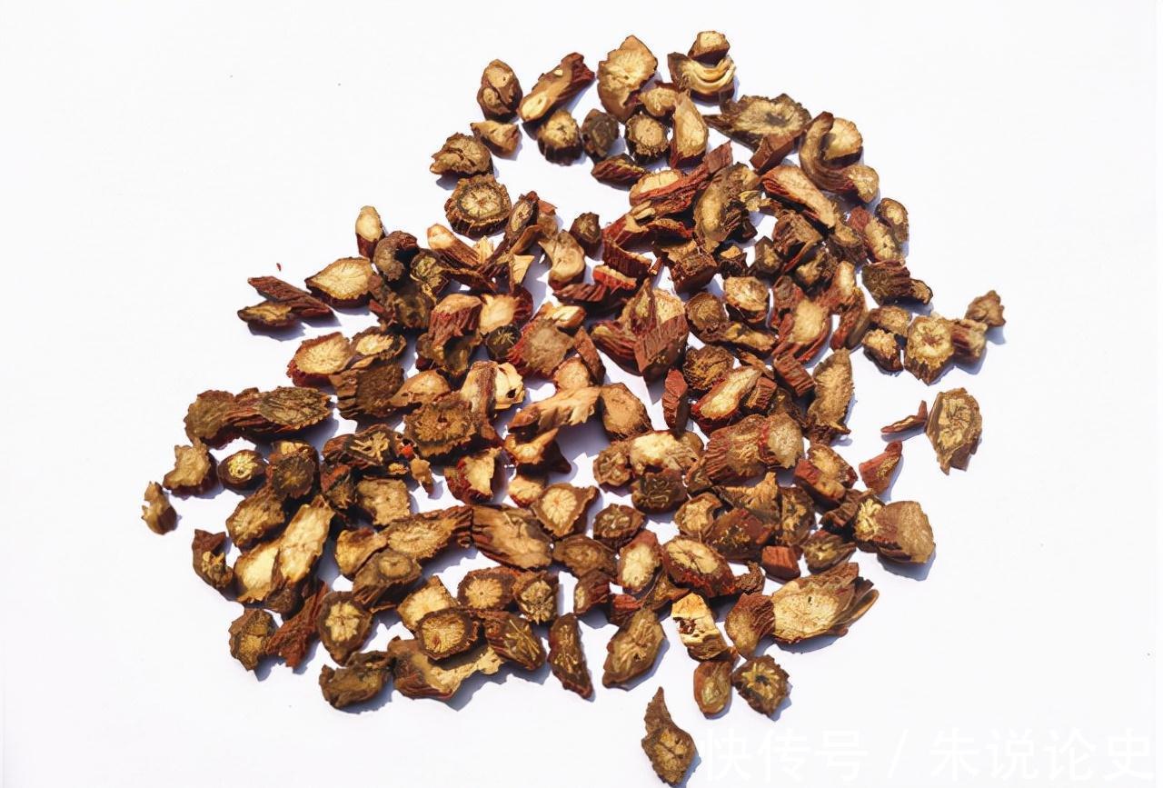 手术治疗|丹参和三七都可以疏通血管,哪个效果更好?可以一起服用吗?