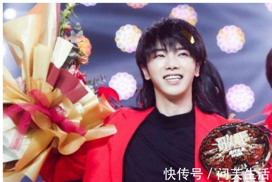 华语男歌手热度榜：周深排名罕见下滑，而华晨宇更是跌出了前十名