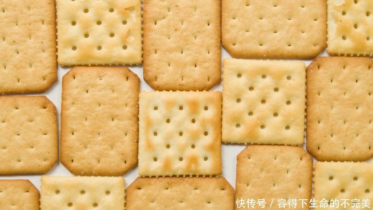 超市有4种“尴尬”饼干,比奥利奥好吃却无人问津,导购:不识货啊!