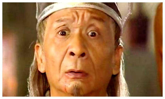 韦一笑#杨逍、韦一笑为何消失了?你看追杀他们的是谁,张三丰都得避开他