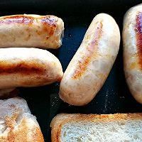  烤肠|鸡排芝士烤肠三明治｜这才是熊熊想吃的三明治！