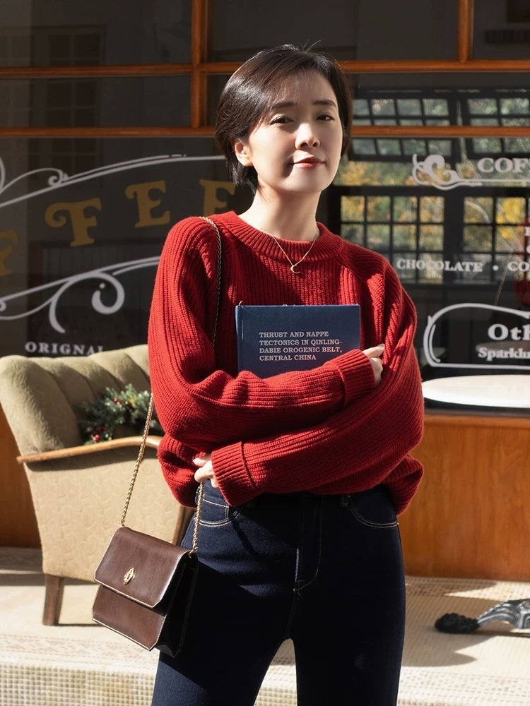 修身性 穿来穿去,还是“毛衣”最百搭,不花哨、不显胖,简约高级又时髦