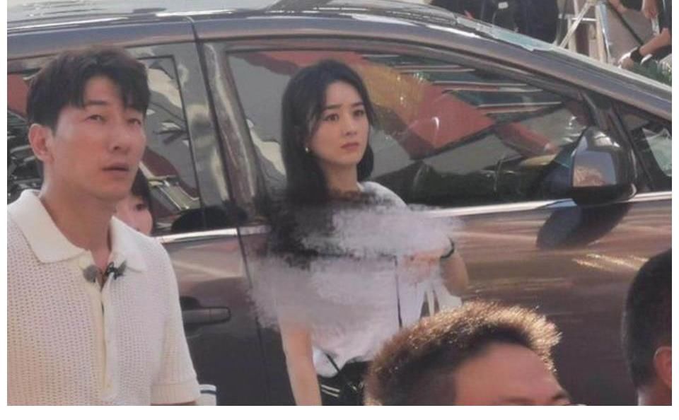 晓明哥|网曝《中餐厅》录制照，赵丽颖黄晓明菜场买菜，颖宝变得更漂亮了？