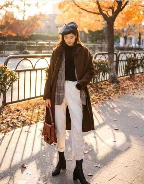 春天穿直筒裤，怎么搭配更时髦？这些穿搭技巧值得借鉴