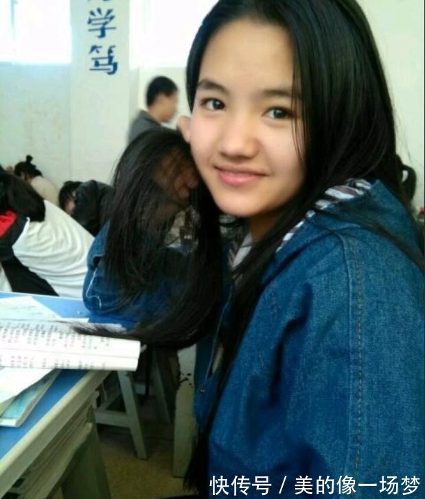 變形計|《變形計》中最美農村女主,被闊太收養受寵,今16歲美得不敢認