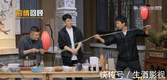 孙俪晒邓超做的biangbiang面不难吃,邓超回应面少灵魂泼辣子