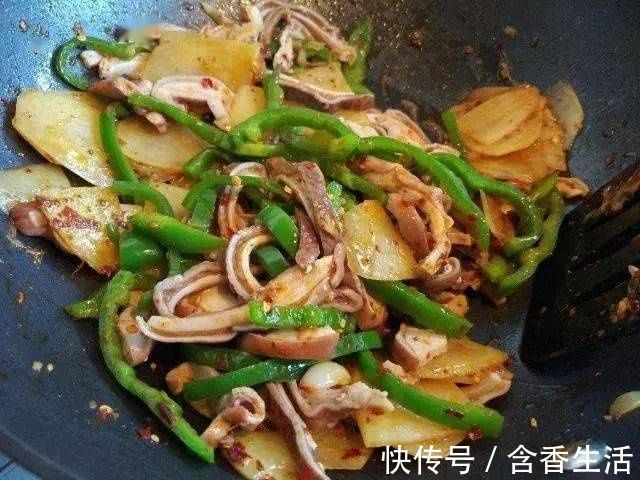 猪肚一炒就硬？因为你只会傻焯水！多加一步，吃起来又脆又嫩