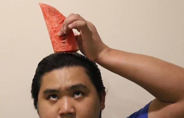 人造人|小哥低成本COS龙珠角色,超红悟空表情到位,沙鲁的造型引人注目