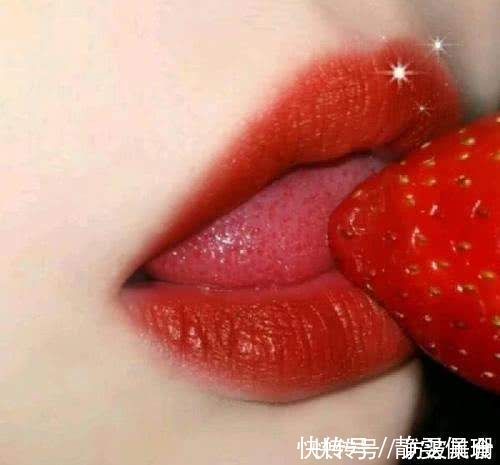 唇纹|女生“涂口红”的3个错误,00后早已成习惯,难怪唇纹深还老沾杯