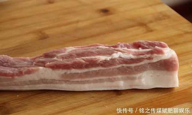 冰箱|冰箱拿出来的冻肉,万万不要用水泡!教你一招,吃起来跟鲜肉一样