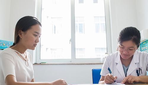 患癌|天天跑步锻炼，还是被查出癌症，诱发癌症的因素，究竟是什么？