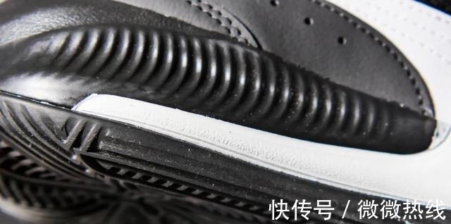 鞋带扣 PUMA Triple开箱低价的外场球鞋,一鞋两穿有何惊喜