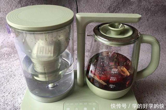 红糖和它们一起煮,女人隔三差五喝,驱寒,补气血,脸色越来越美