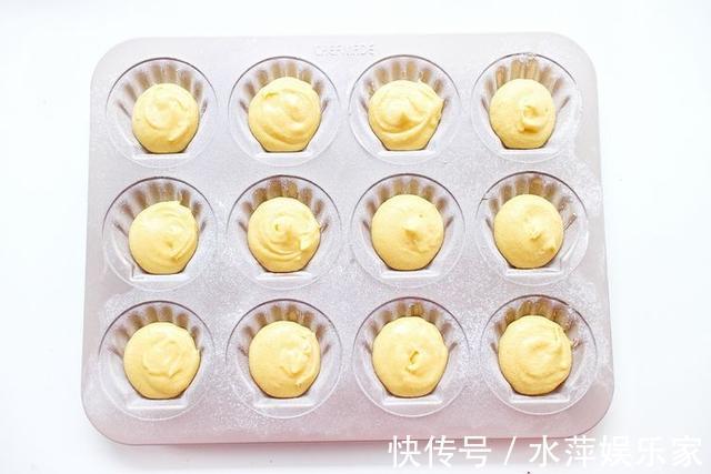 冷热都好吃蛋糕，教你自制玛德琳蛋糕，简单易学还很特别