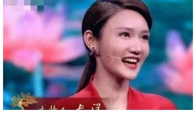 春晚|颜值高能力强，龙洋有望成央视一姐，能接班董卿的春晚位置吗？