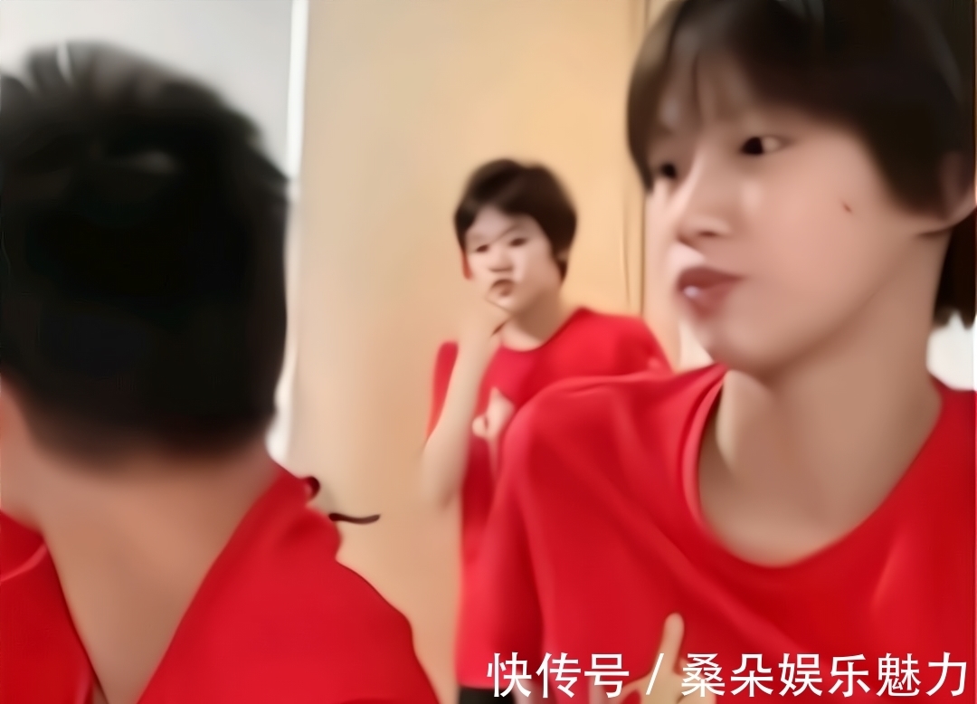 张家齐推门闯进来:我就这一包你们一会还我,全红婵:我有我有